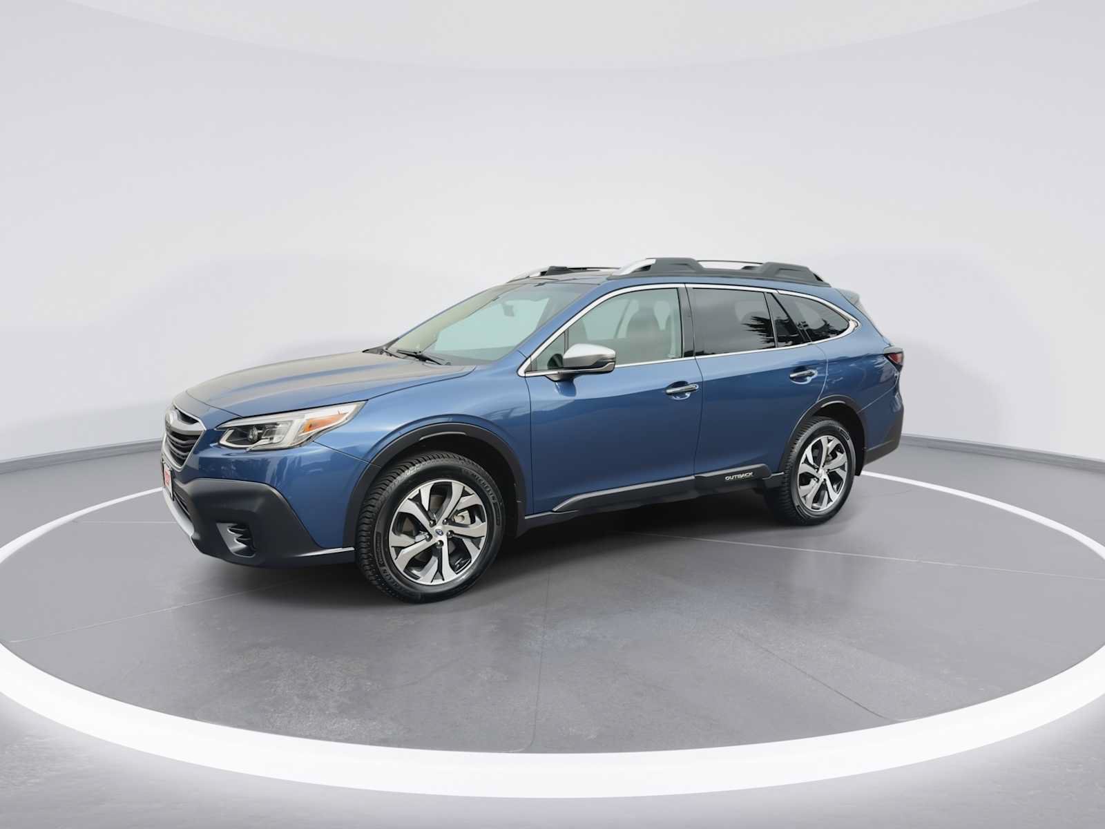 Used 2020 Subaru Outback Touring XT AWD/4WD image 4