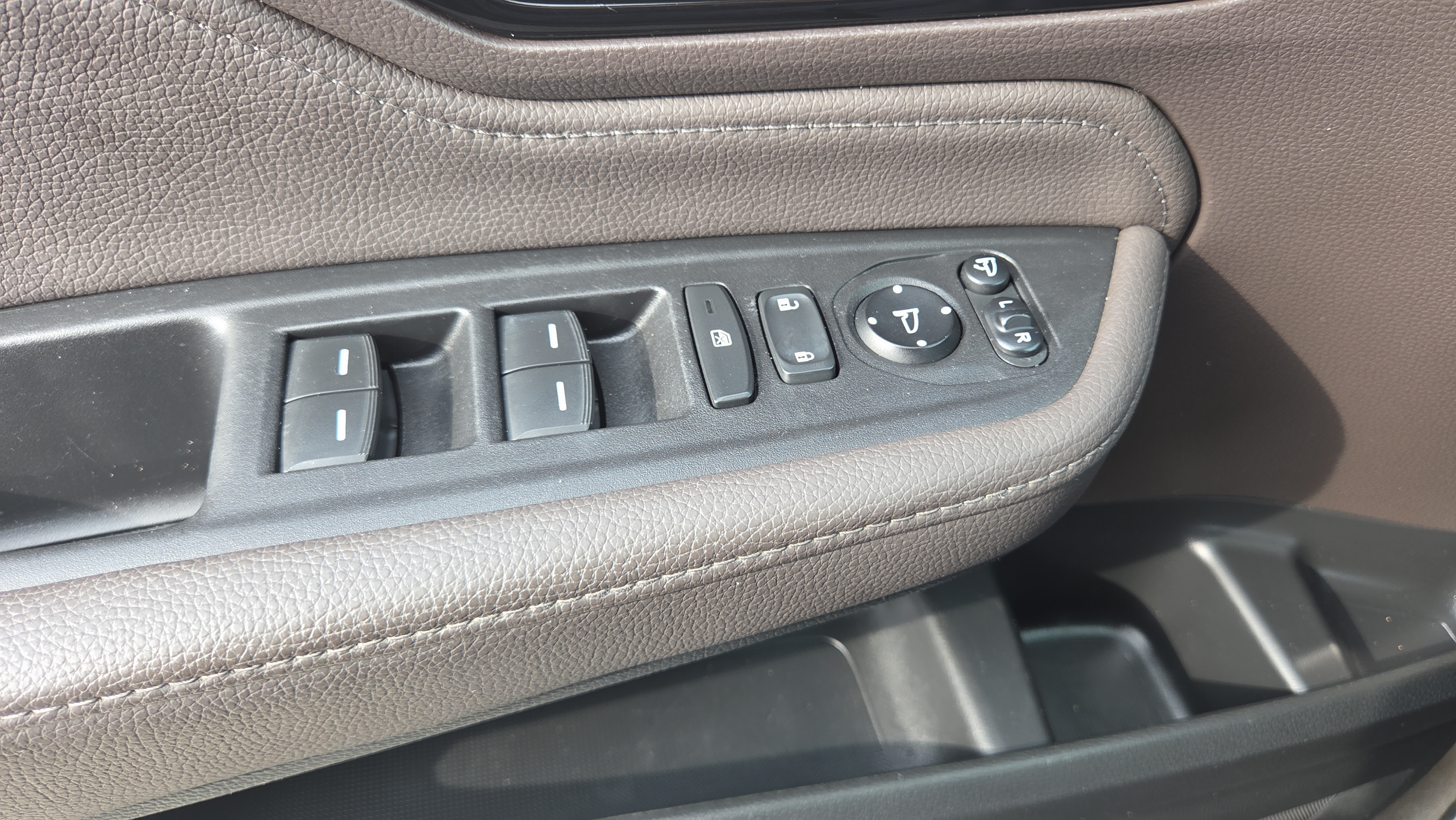 Certified 2022 Honda Odyssey Elite image 35