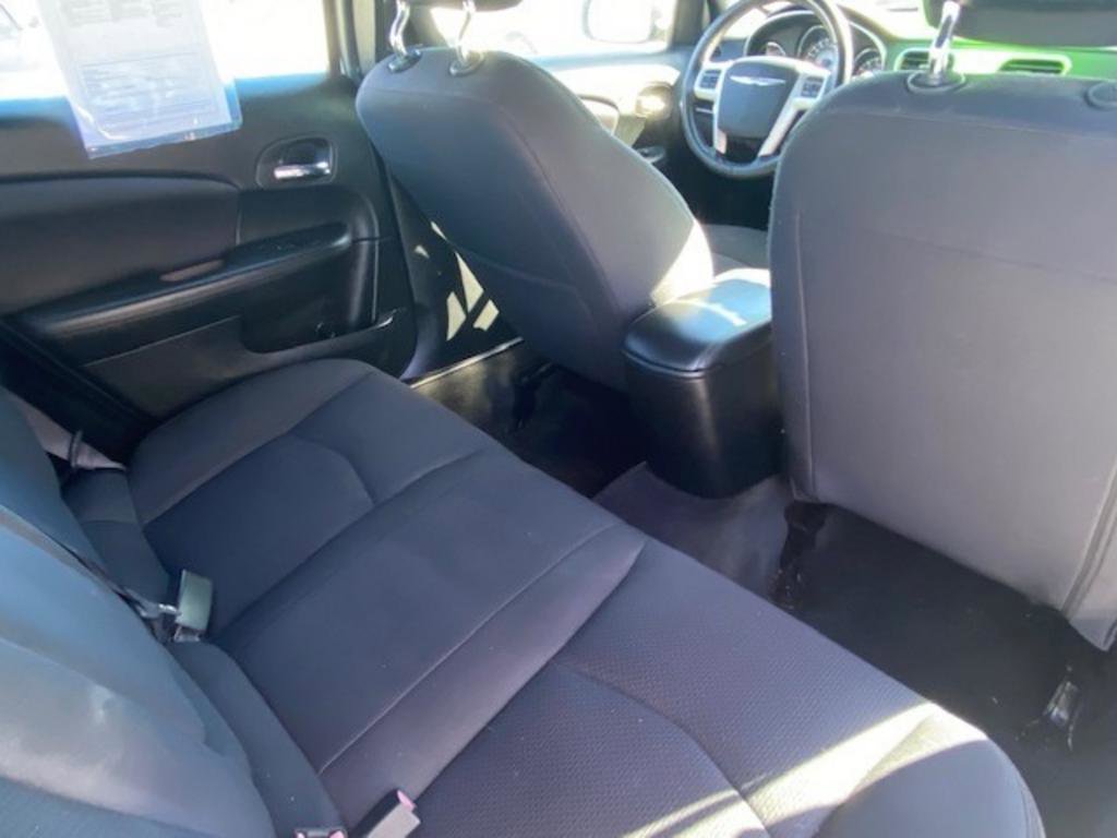 Used 2013 Chrysler 200 Touring image 14