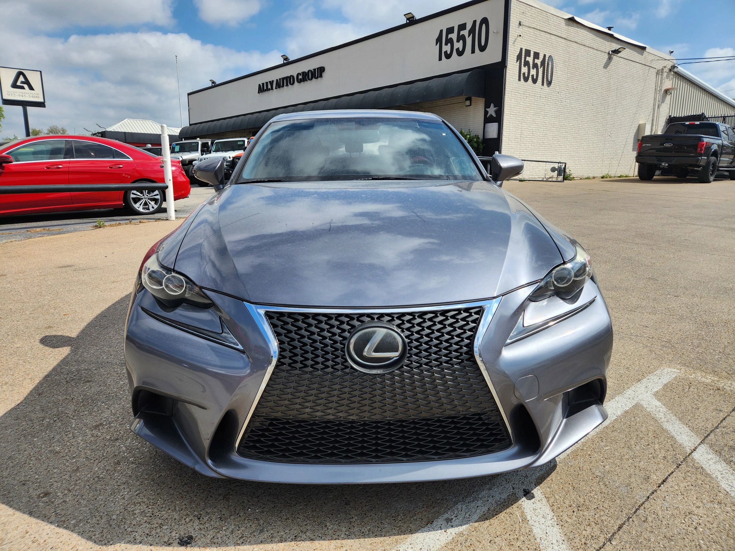 Used 2016 Lexus IS 200t image 8