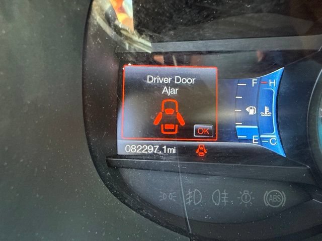 Used 2015 Ford Edge Titanium w/ Equipment Group 302A FWD image 17