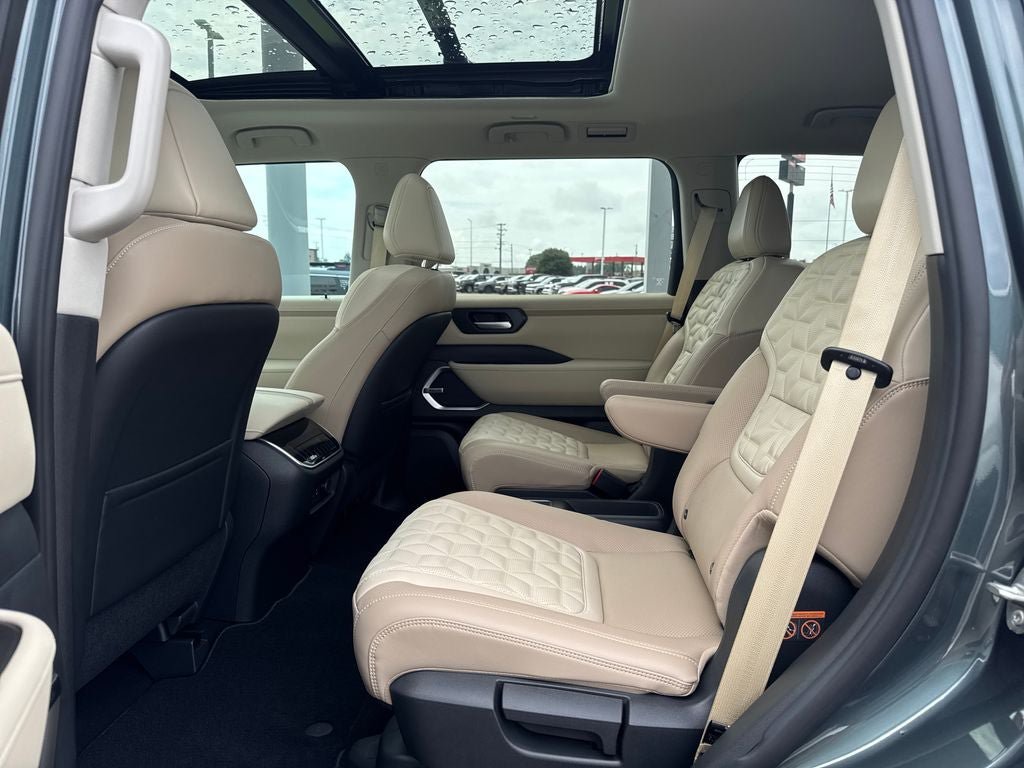 New 2026 Nissan Armada Platinum RWD image 17