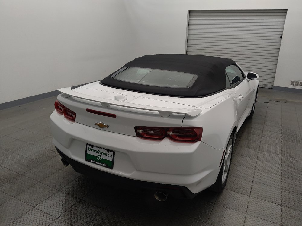 Used 2020 Chevrolet Camaro LT RWD image 7