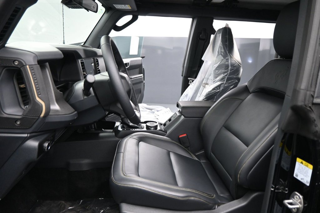 New 2026 Ford Bronco Badlands AWD/4WD image 9