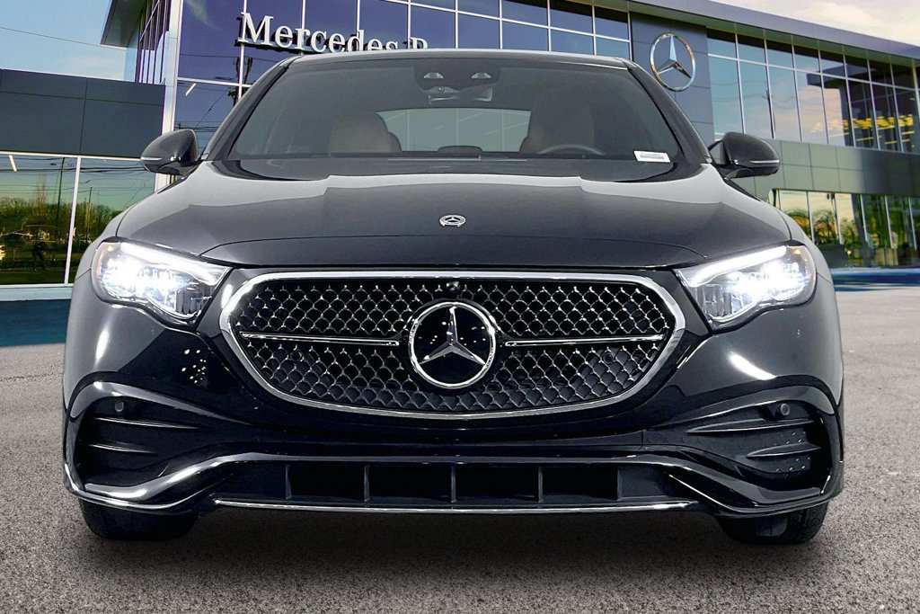 Certified 2026 Mercedes-Benz E 350 4MATIC Sedan image 3