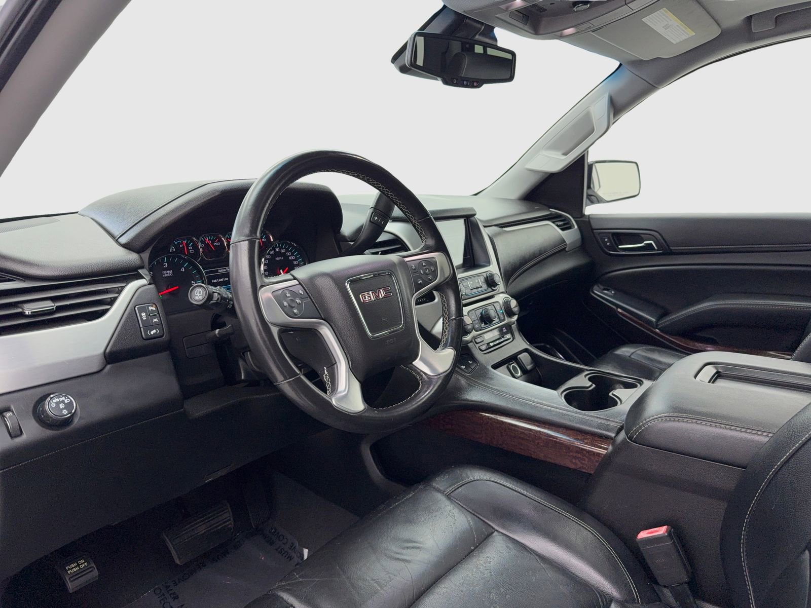 Used 2019 GMC Yukon SLT image 18