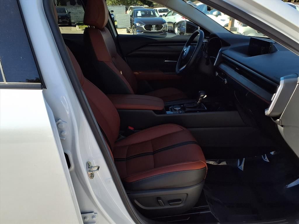 Certified 2024 MAZDA CX-50 AWD 2.5 Turbo w/ Cargo Package image 24