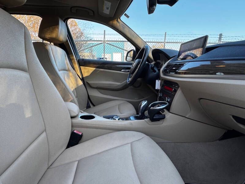 Used 2015 BMW X1 sDrive28i image 13