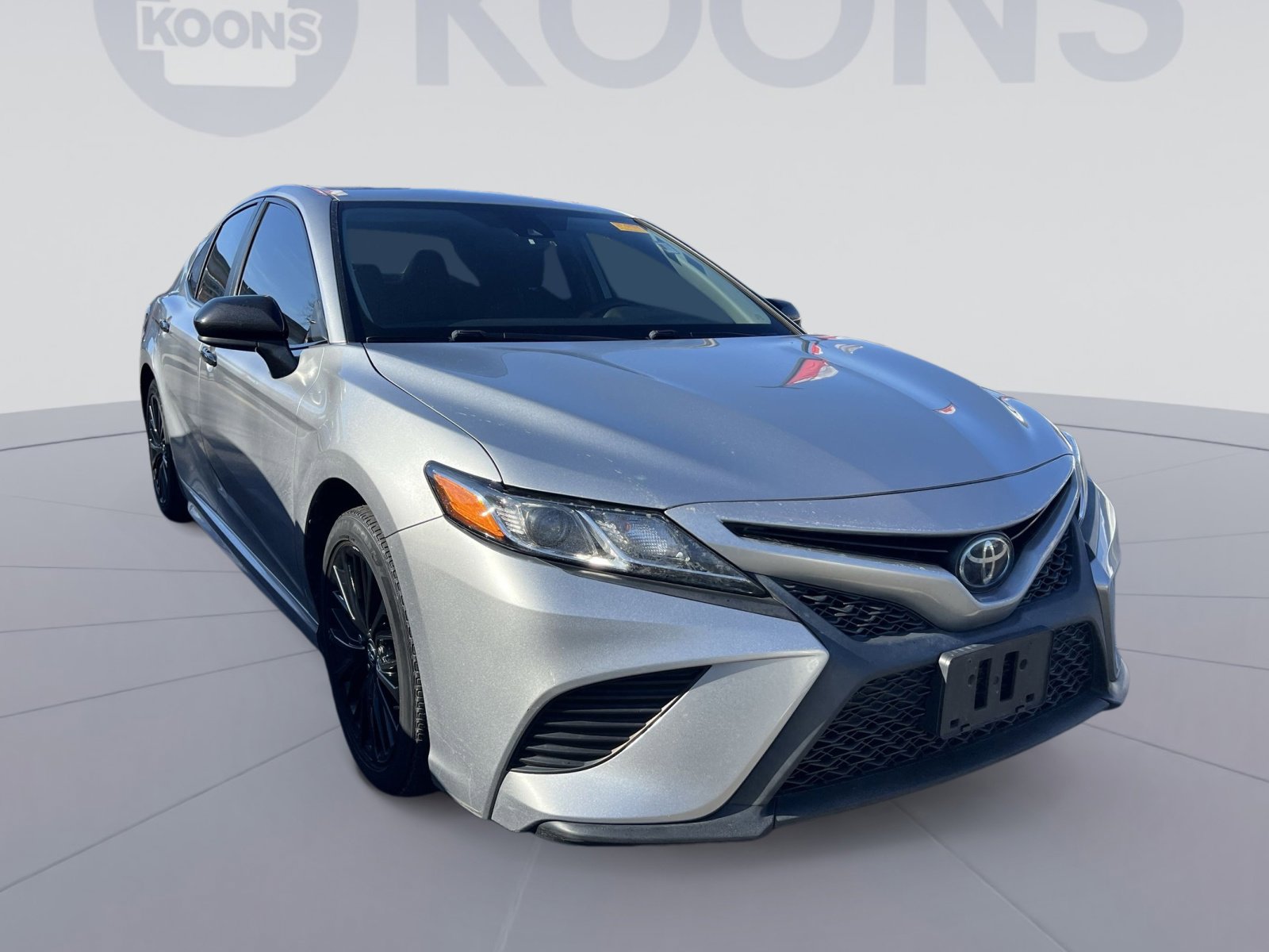 Used 2020 Toyota Camry SE image 8
