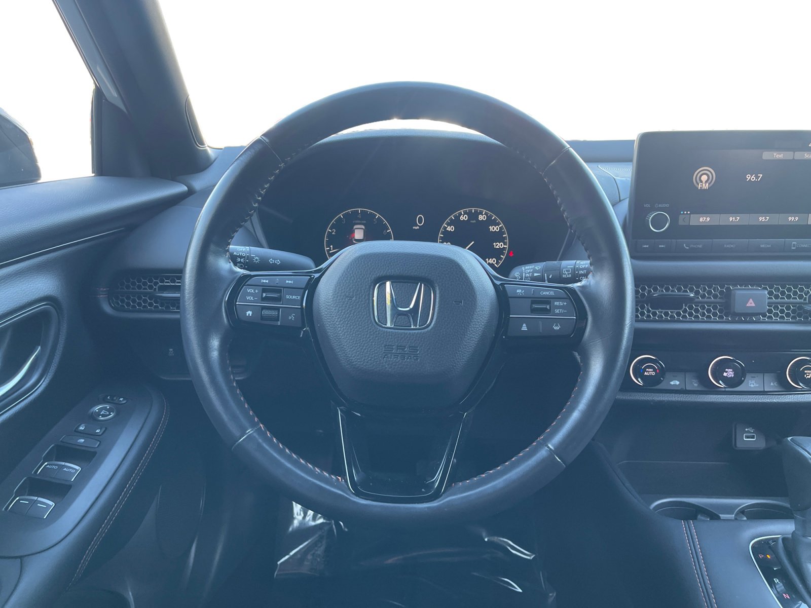 Used 2025 Honda HR-V Sport image 12