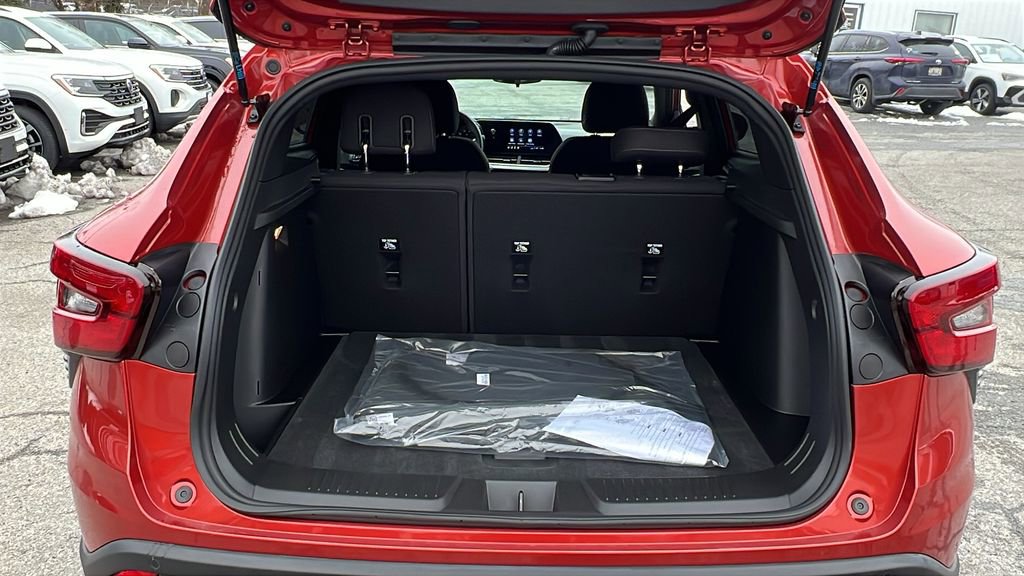 Used 2024 Chevrolet Trax RS w/ Driver Confidence Package image 16