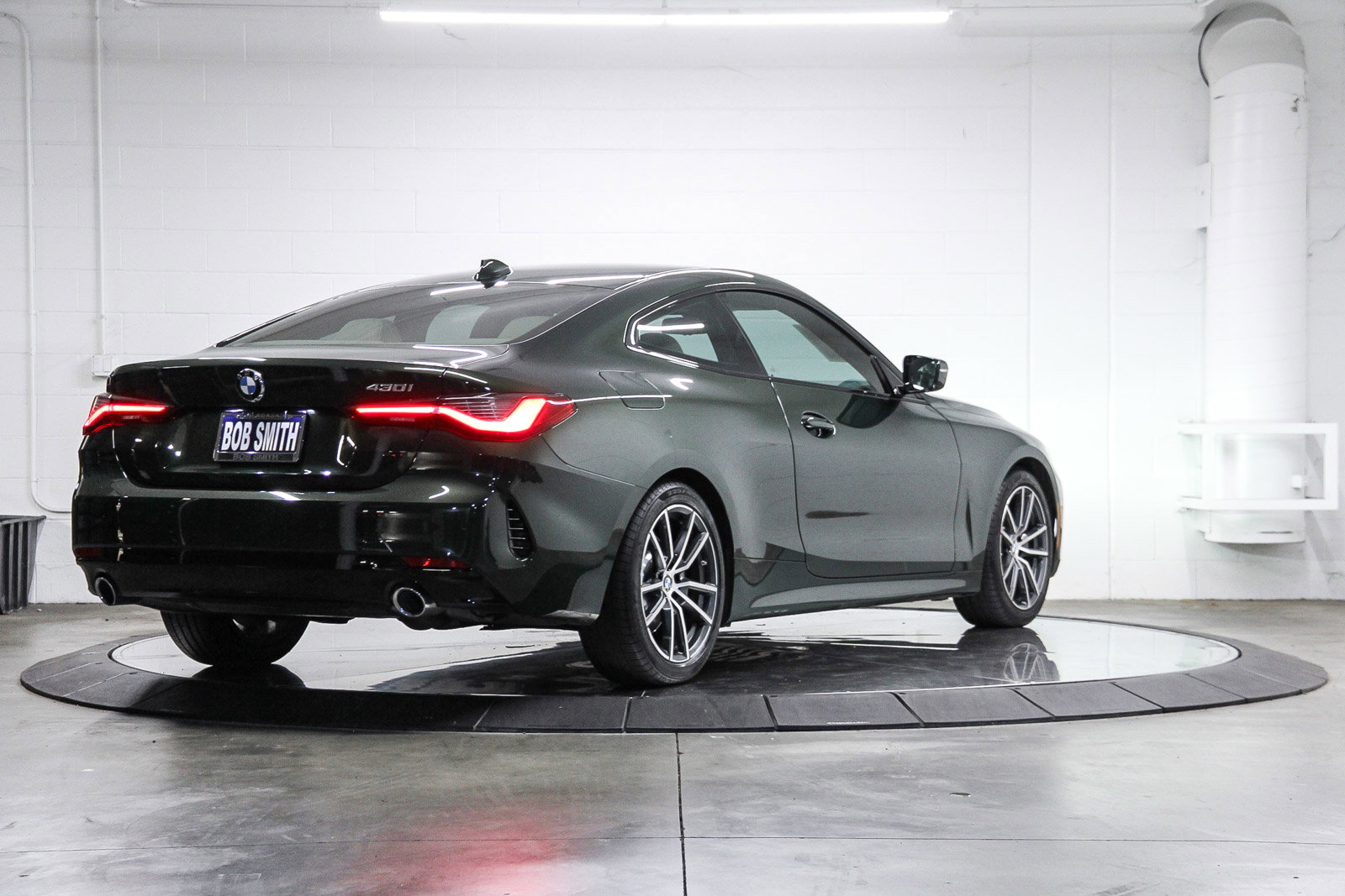 Used 2021 BMW 430i Coupe w/ Convenience Package RWD image 6