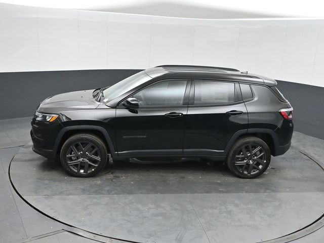New 2026 Jeep Compass Latitude image 34