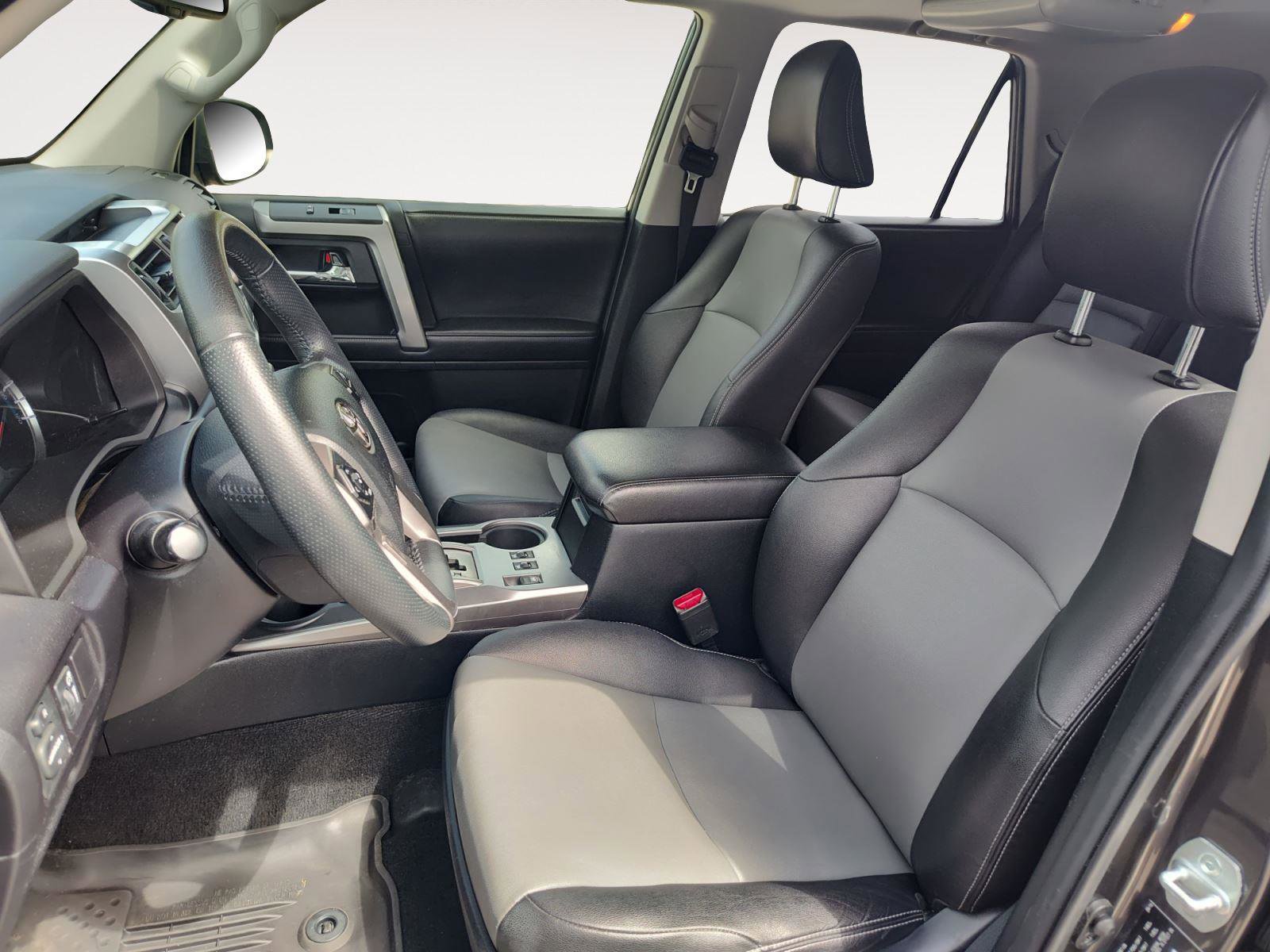 Used 2016 Toyota 4Runner SR5 Premium AWD/4WD image 9