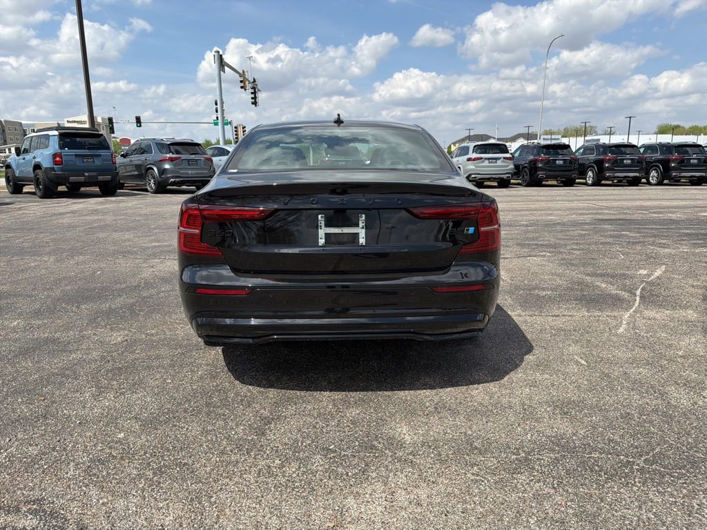 Used 2024 Volvo S60 B5 Plus w/ Climate Package AWD/4WD image 7