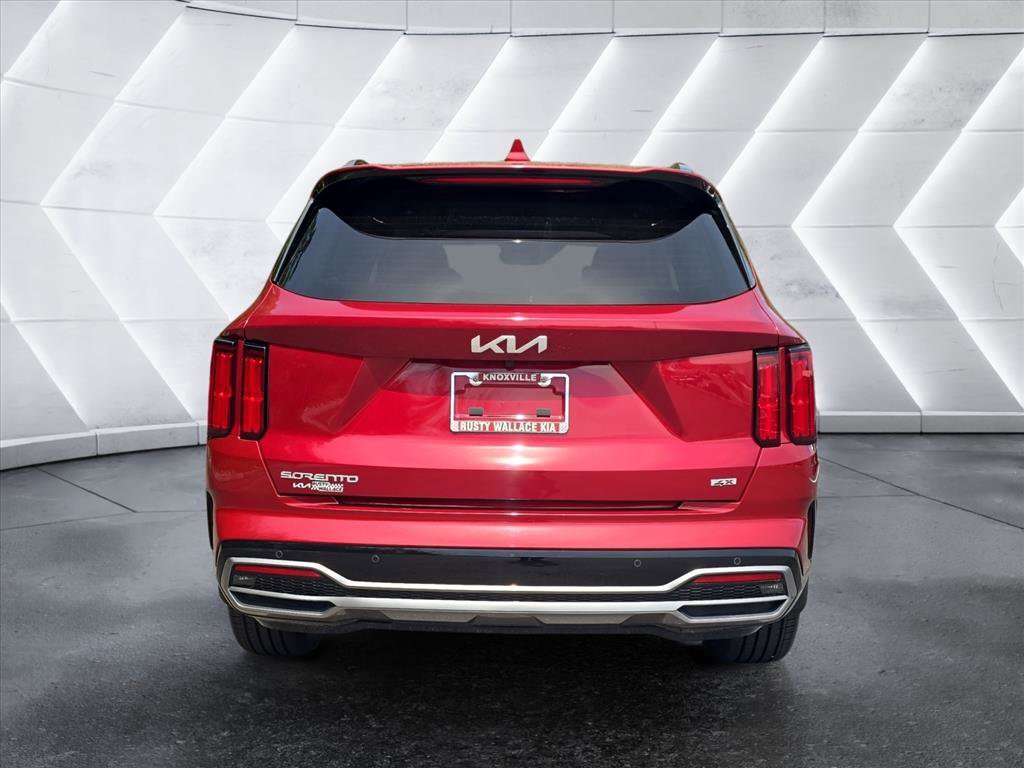 Used 2023 Kia Sorento SX image 4