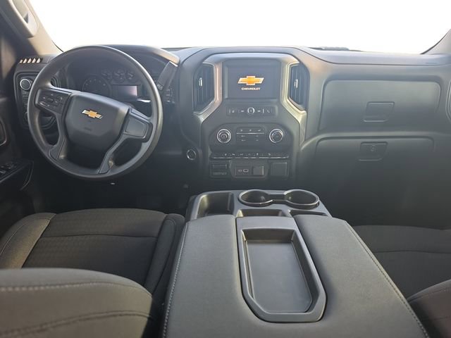 Used 2024 Chevrolet Silverado 2500 Custom w/ Custom Value Package image 10