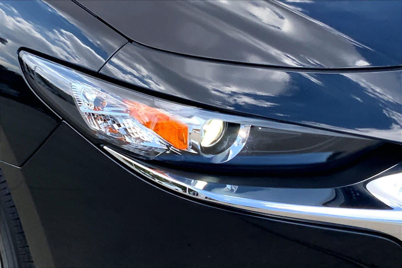 Certified 2026 MAZDA MAZDA3 s FWD image 26