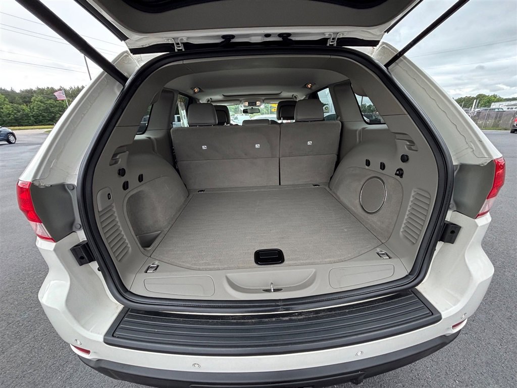Used 2012 Jeep Grand Cherokee Laredo RWD image 22