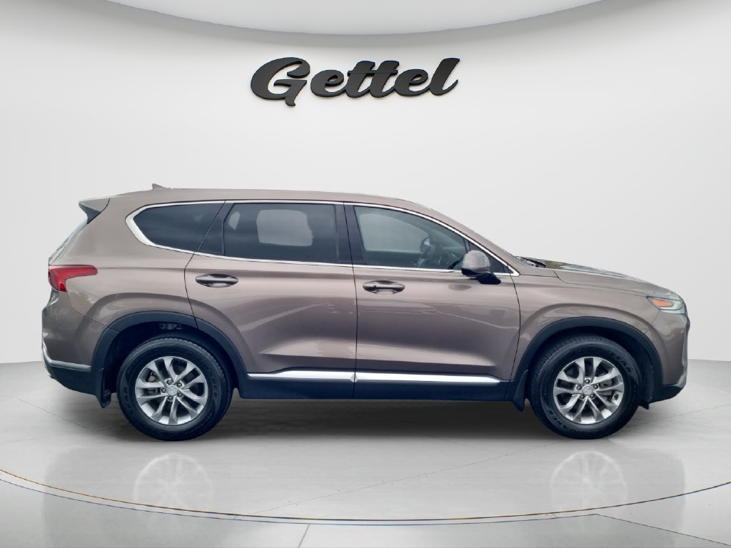 Used 2020 Hyundai Santa Fe SEL FWD image 4