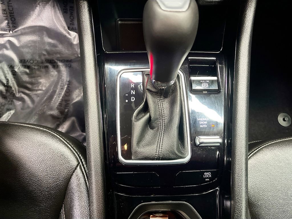 Used 2024 Jeep Compass Limited image 16