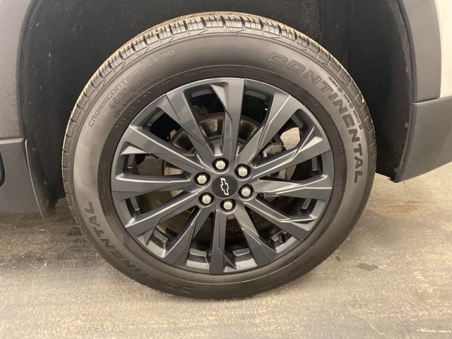 Used 2023 Chevrolet Traverse RS AWD/4WD image 33