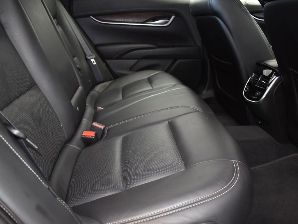 Used 2018 Cadillac XTS Luxury image 22