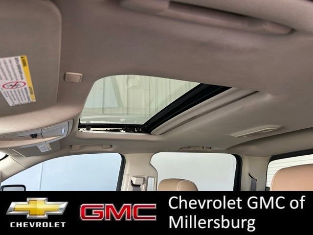Used 2017 GMC Sierra 2500 Denali w/ Duramax Plus Package AWD/4WD image 24