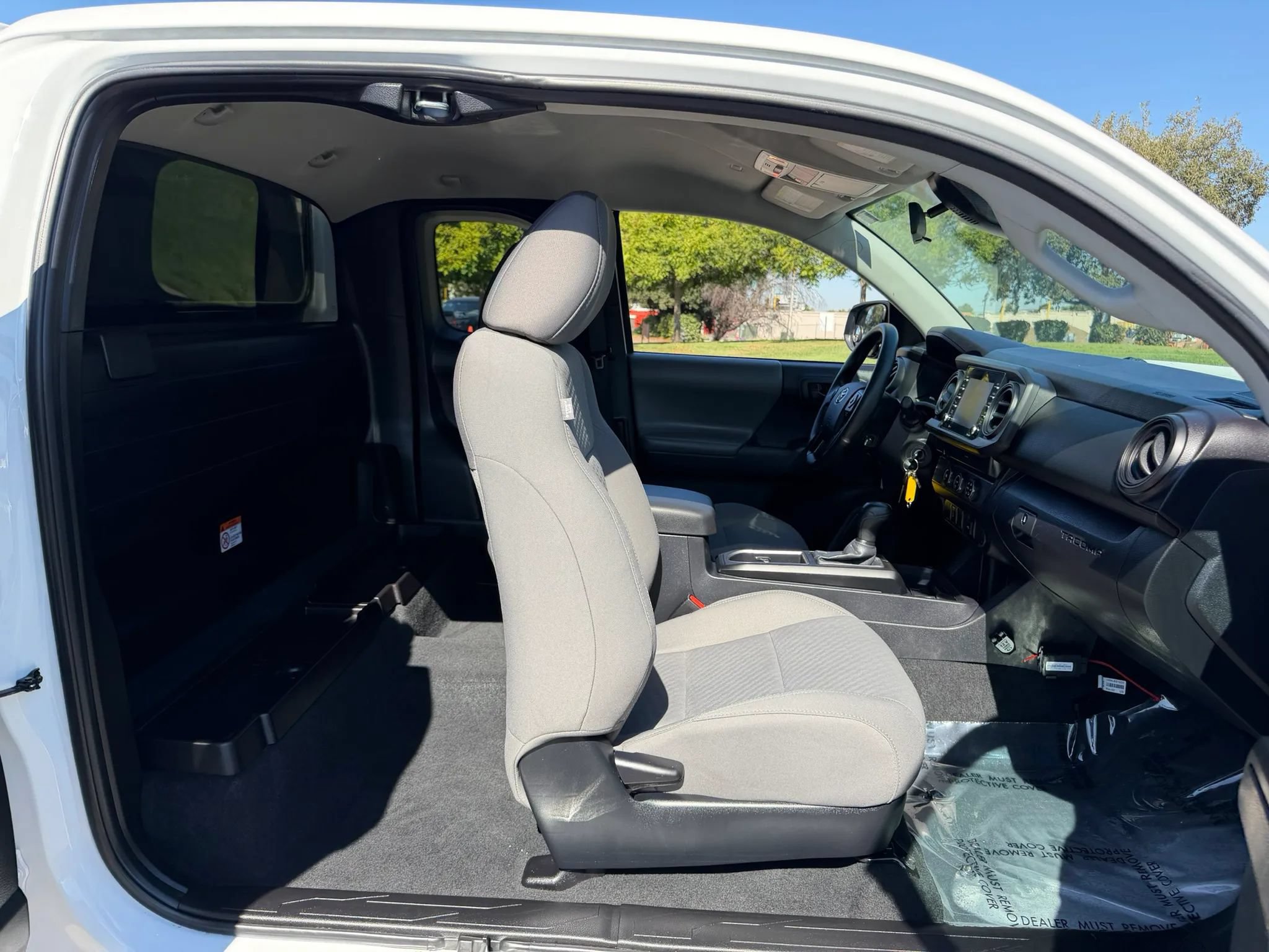 Used 2023 Toyota Tacoma SR RWD image 16