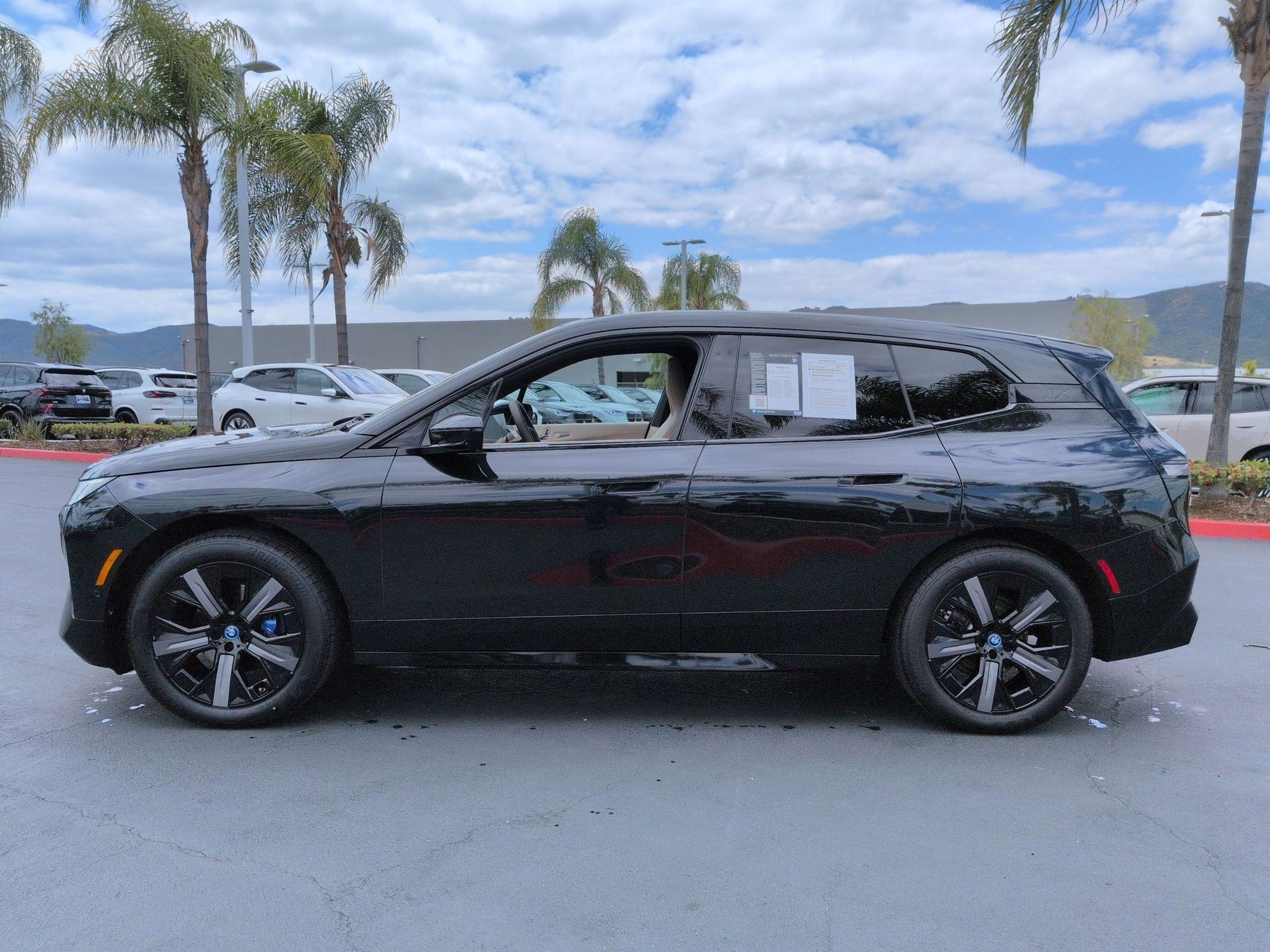 Certified 2025 BMW iX M60 AWD/4WD image 7