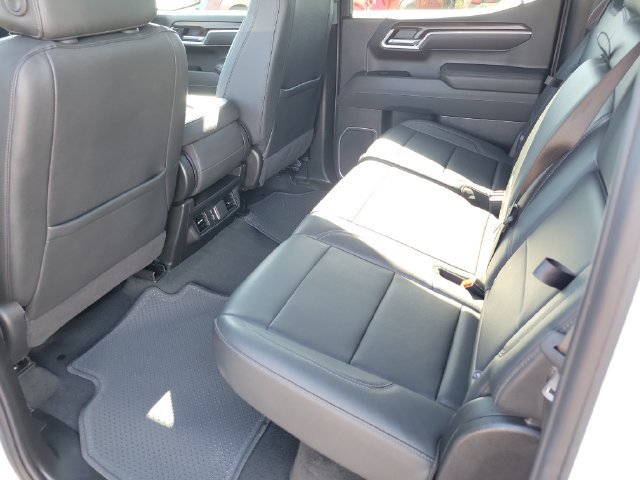 Used 2025 GMC Sierra 1500 SLT AWD/4WD image 24