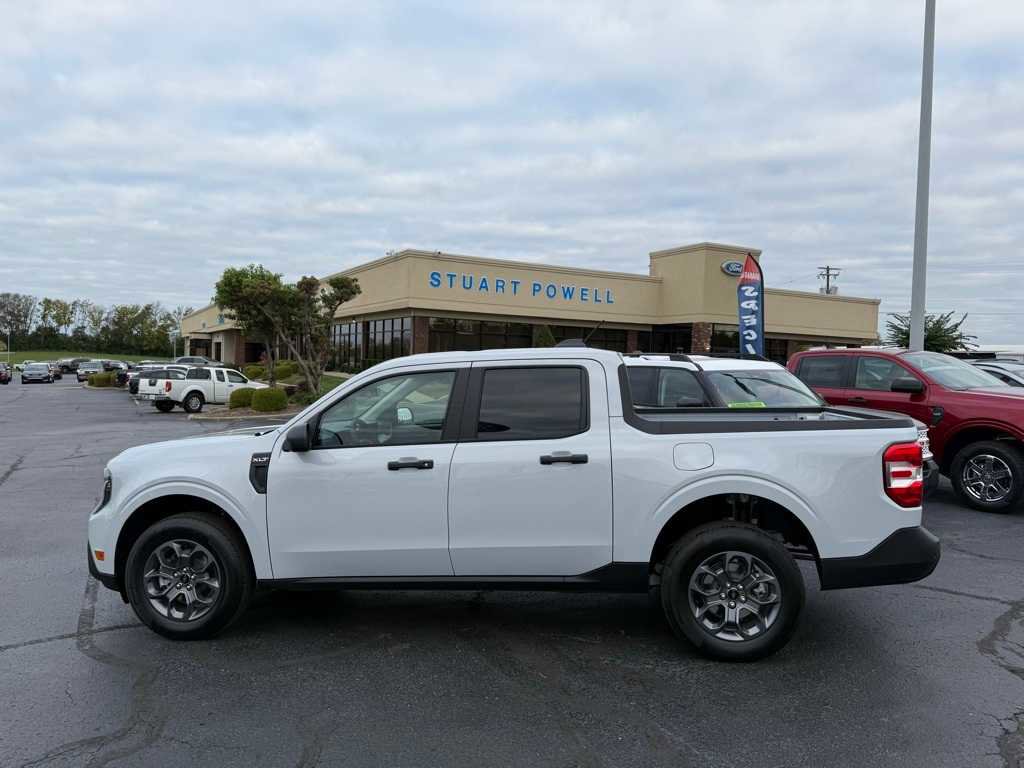 New 2025 Ford Maverick XLT image 24