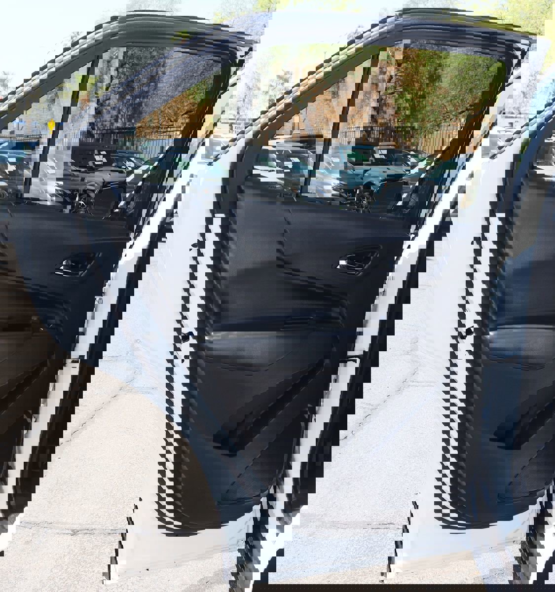 Used 2024 Chevrolet Equinox LT image 30