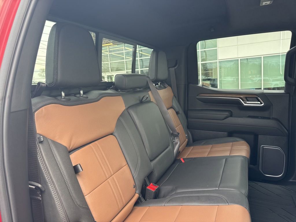 Used 2023 Chevrolet Silverado 1500 High Country w/ High Country Premium Package image 25