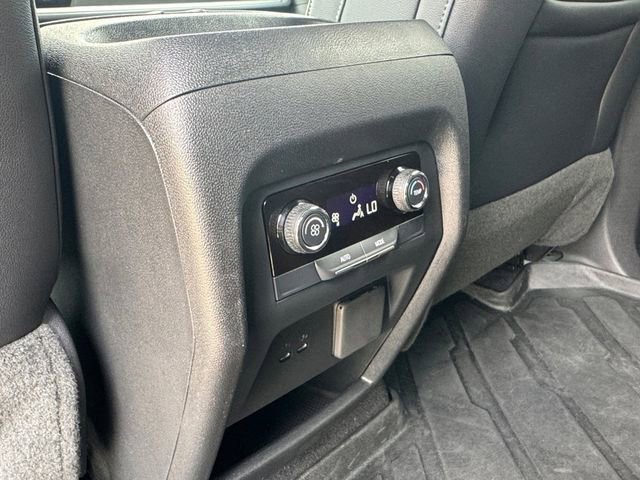 Certified 2024 Chevrolet Traverse LT w/ Trailering Package image 30