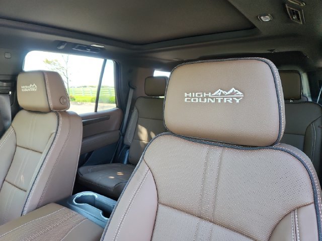 New 2026 Chevrolet Tahoe High Country w/ LPO, Illumination Package AWD/4WD image 13