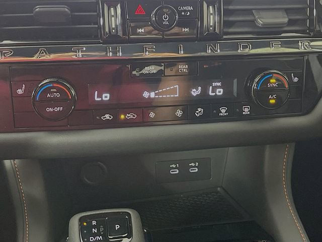 Used 2026 Nissan Pathfinder Rock Creek AWD/4WD image 16