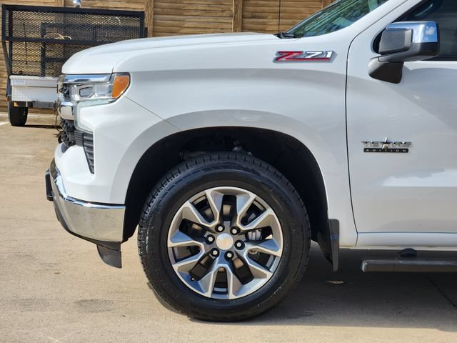 Used 2025 Chevrolet Silverado 1500 LT w/ Z71 Off-Road Package AWD/4WD image 17