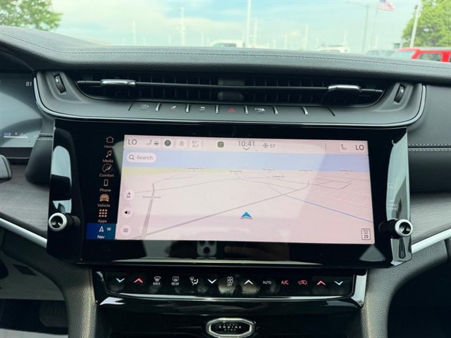 New 2026 Jeep Grand Cherokee L Limited AWD/4WD image 17