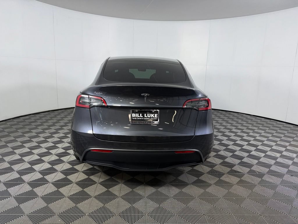 Used 2025 Tesla Model Y Long Range RWD image 8