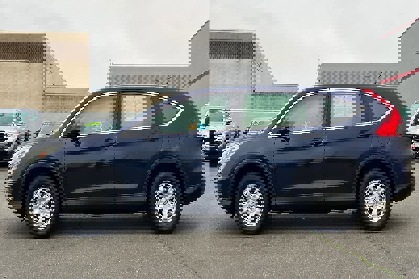 Used 2015 Honda CR-V LX image 9