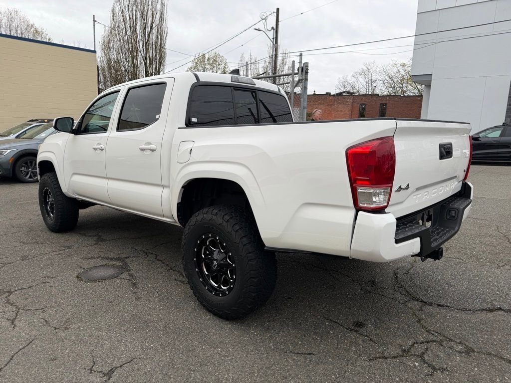 Used 2020 Toyota Tacoma SR AWD/4WD image 5