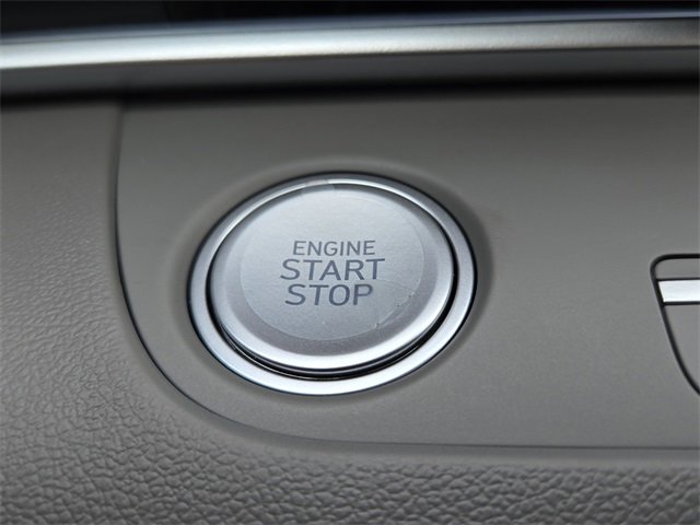 New 2025 Hyundai Elantra SEL image 10