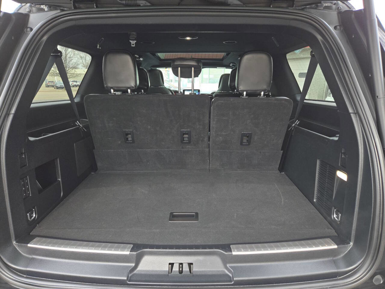 Used 2021 Lincoln Navigator L Reserve image 11