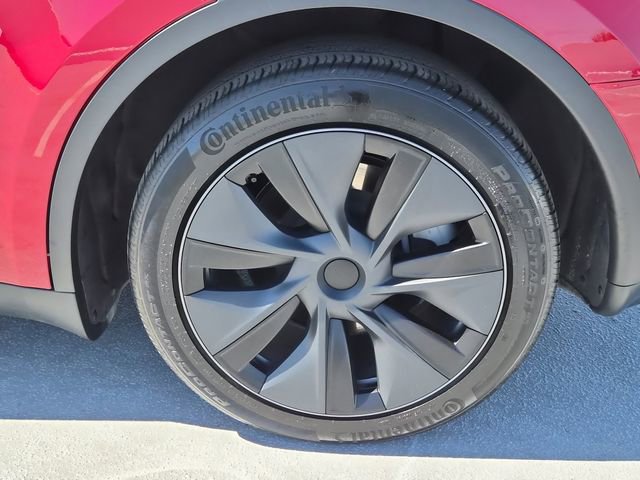 Used 2024 Tesla Model Y Long Range image 11