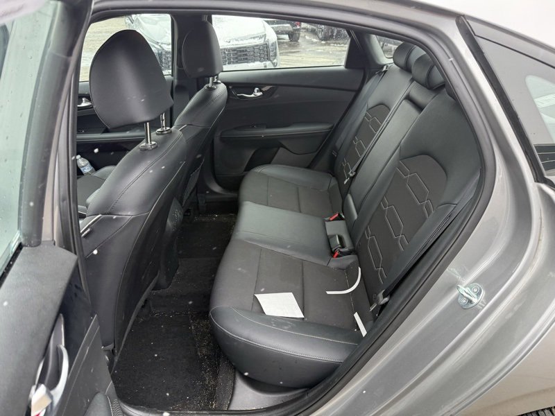 Certified 2023 Kia Forte GT-Line image 9