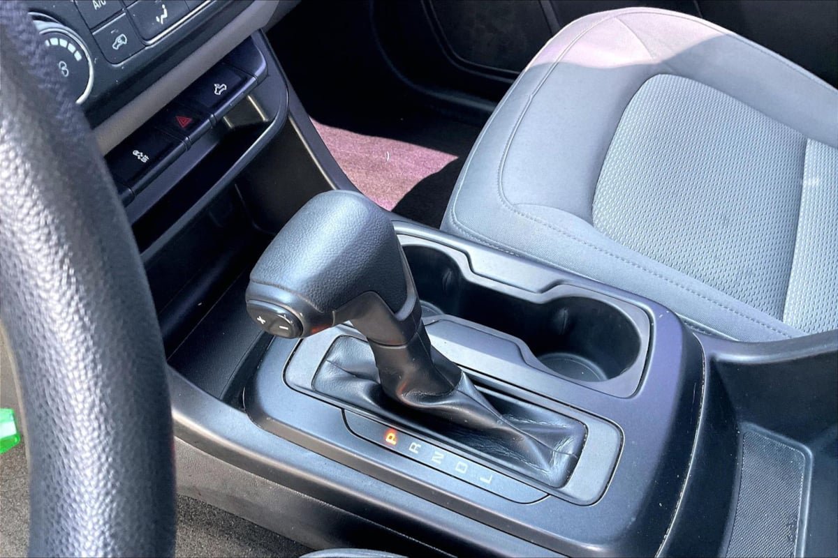 Used 2018 GMC Canyon 2WD Crew Cab w/ Convenience Package image 15