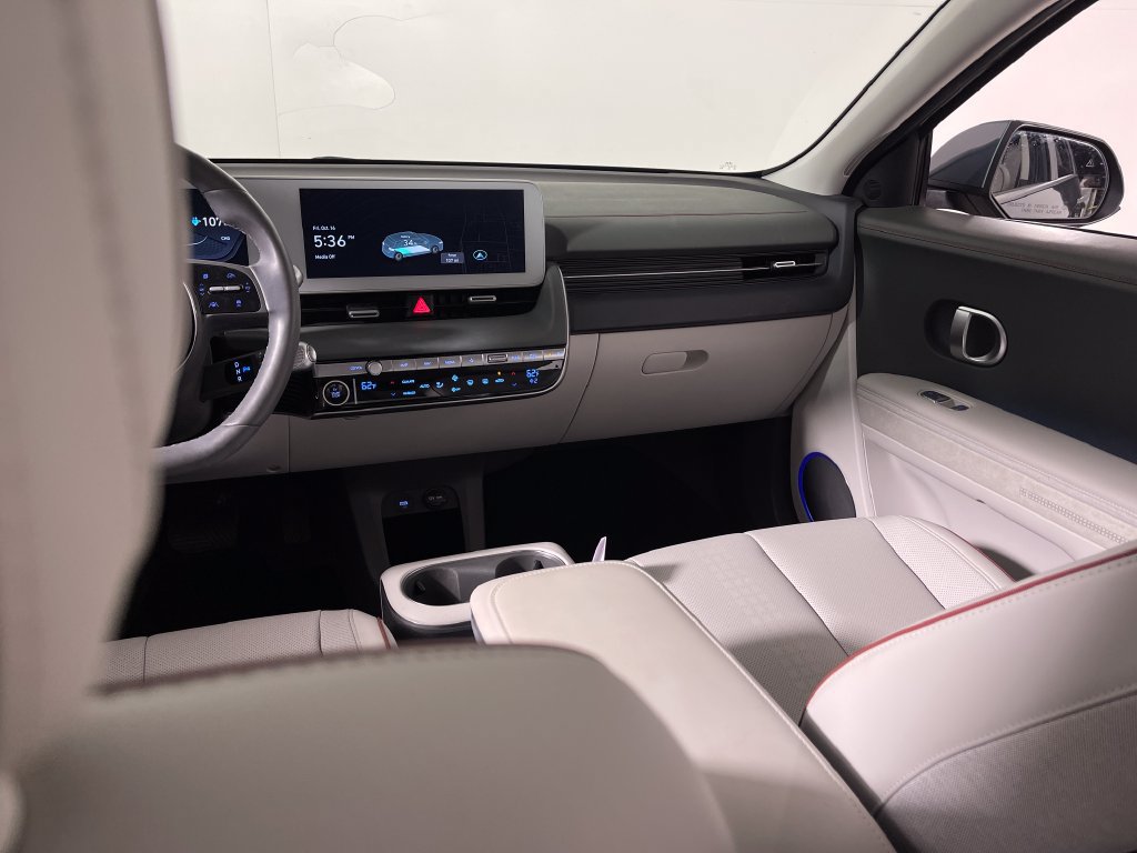 Certified 2023 Hyundai Ioniq 5 SEL w/ Cargo Package AWD/4WD image 18
