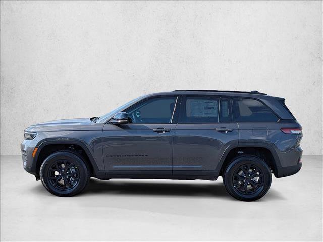 New 2025 Jeep Grand Cherokee Altitude image 8