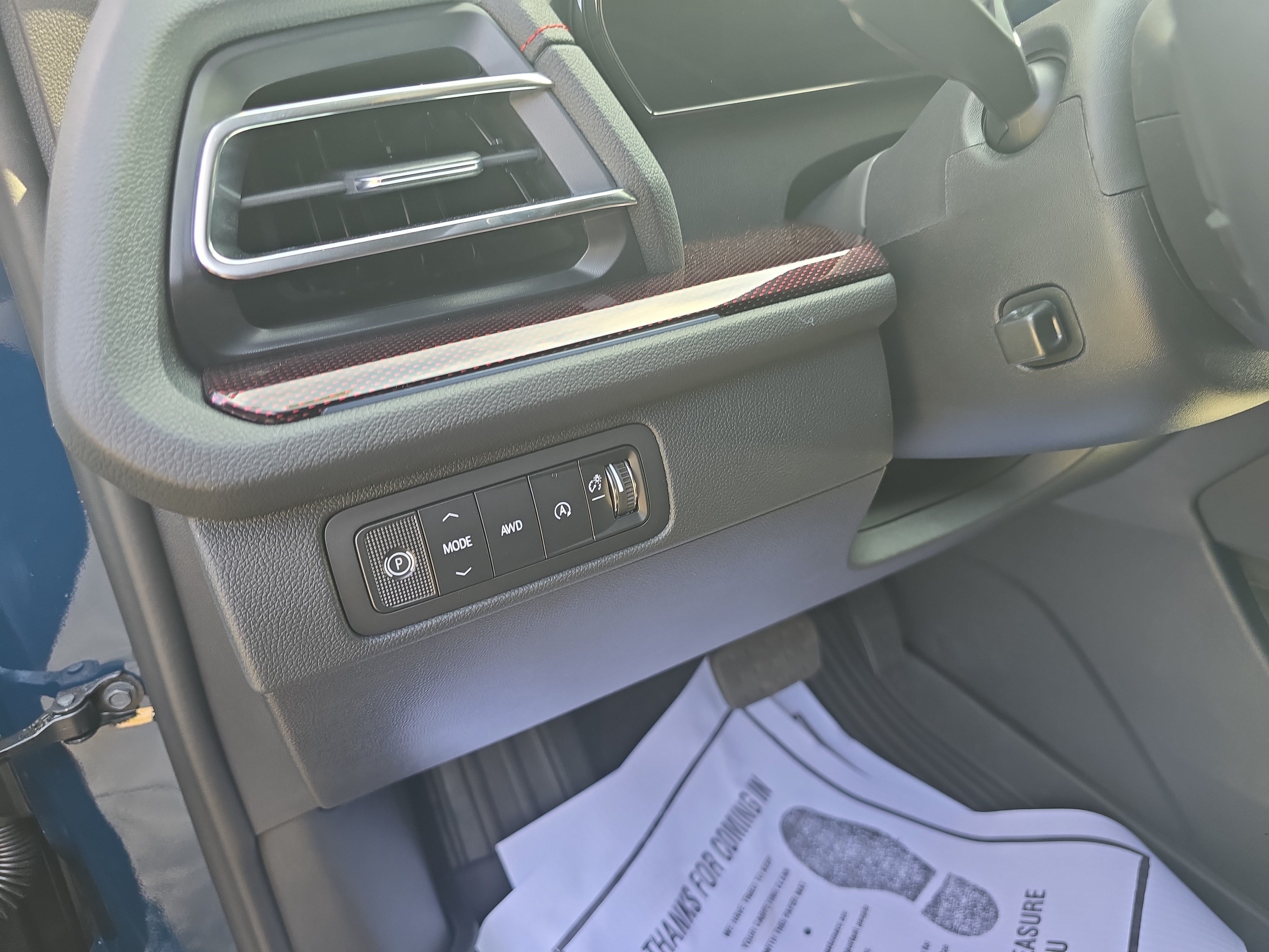New 2027 Chevrolet Traverse RS w/ LPO, Floor Liner Package AWD/4WD image 14